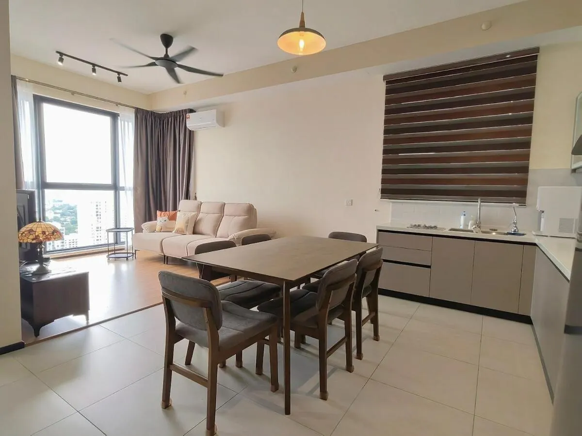 Urban Suites Jelutong Georgetown 2Br Leisure City Night View Malaysia