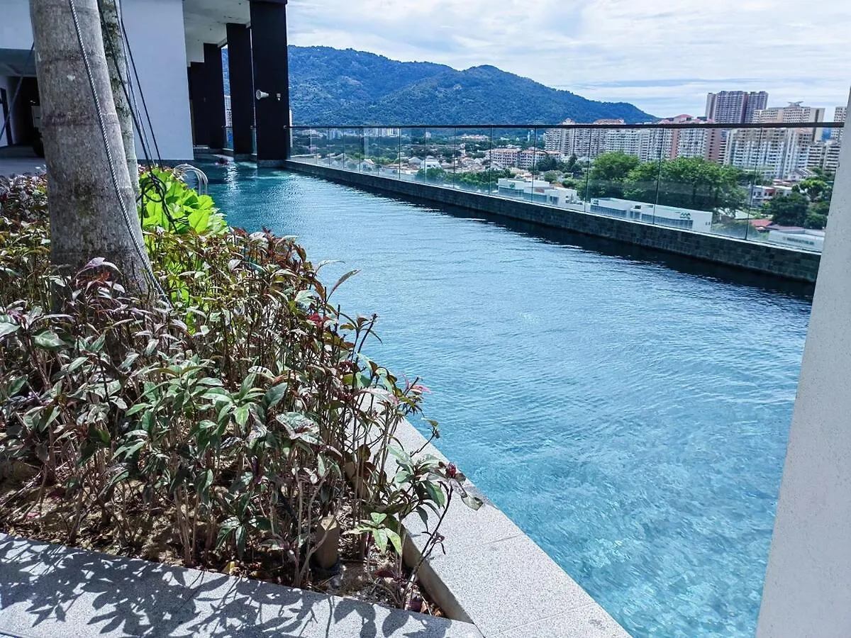 Urban Suites Jelutong Georgetown 2Br Leisure City Night View Lägenhet