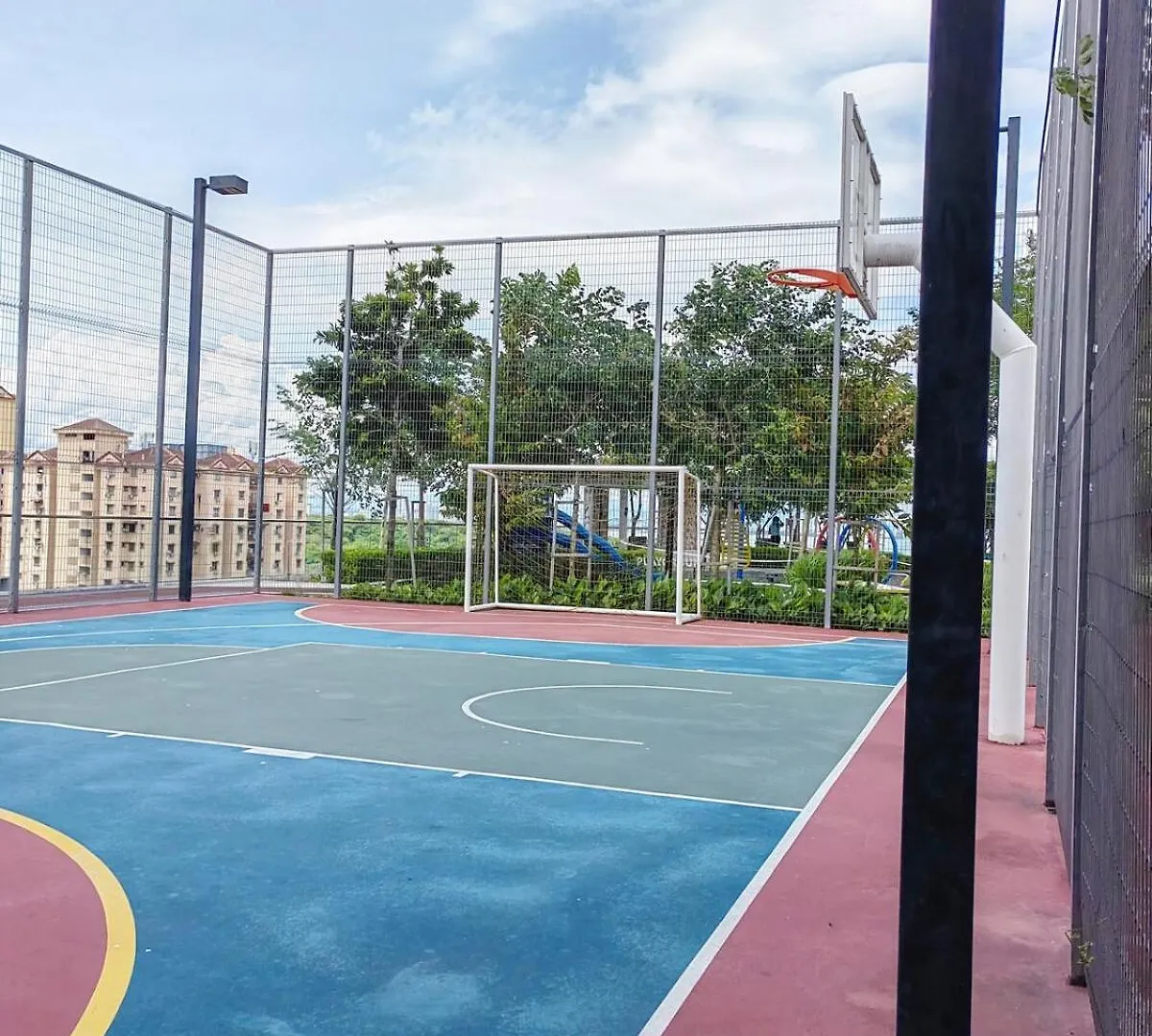 Urban Suites Jelutong Georgetown 2Br Leisure City Night View Lägenhet