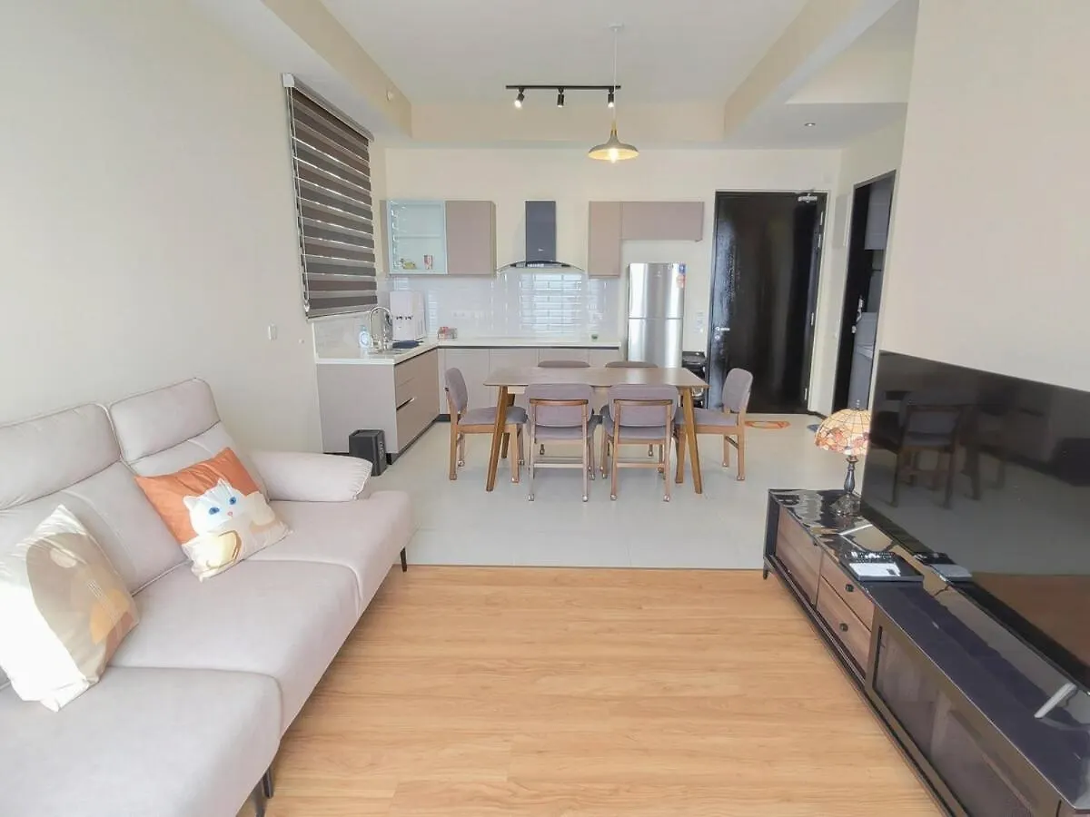 Urban Suites Jelutong Georgetown 2Br Leisure City Night View 0*,  マレーシア