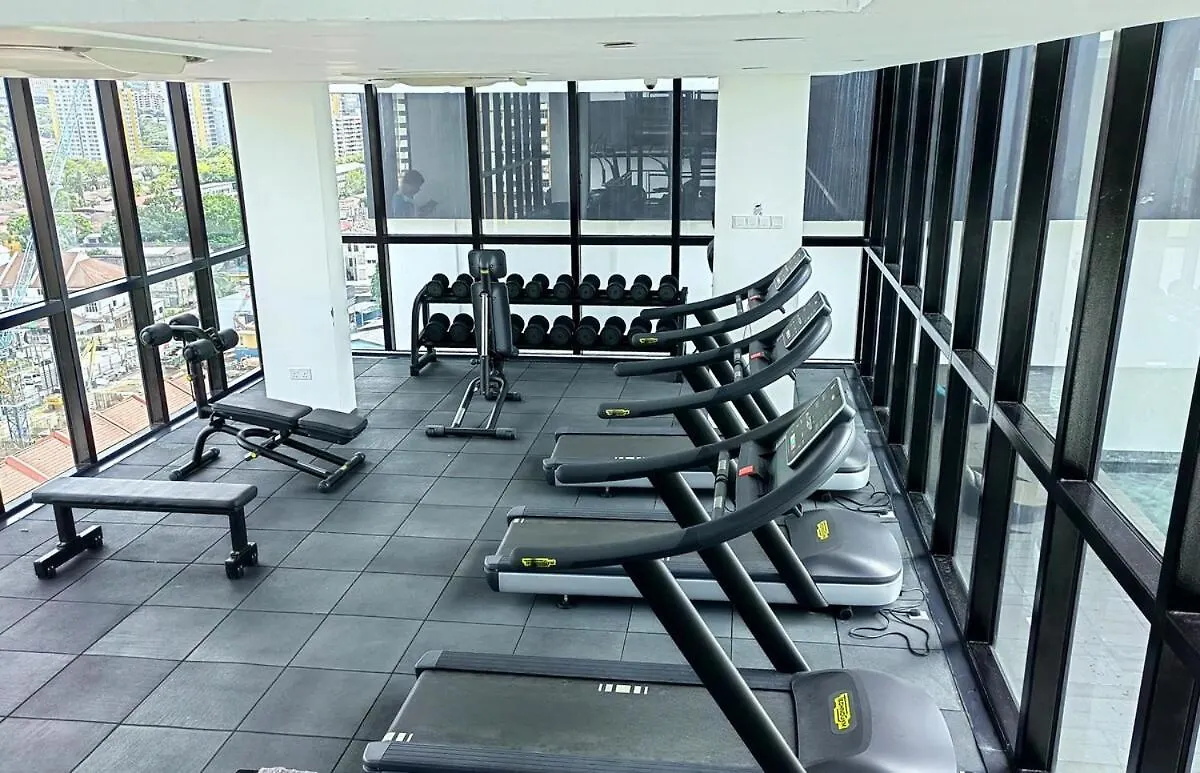 アパート Urban Suites Jelutong Georgetown 2Br Leisure City Night View マレーシア