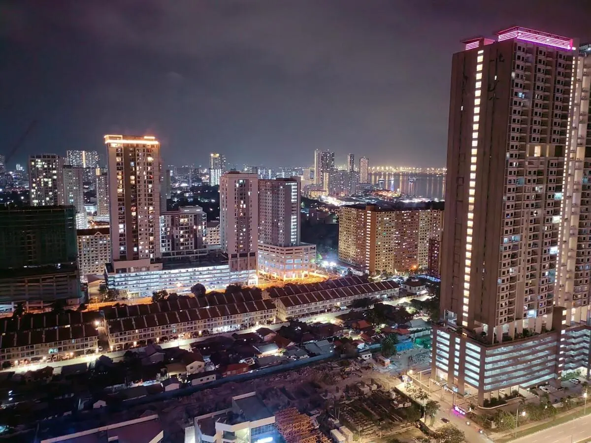 アパート Urban Suites Jelutong Georgetown 2Br Leisure City Night View