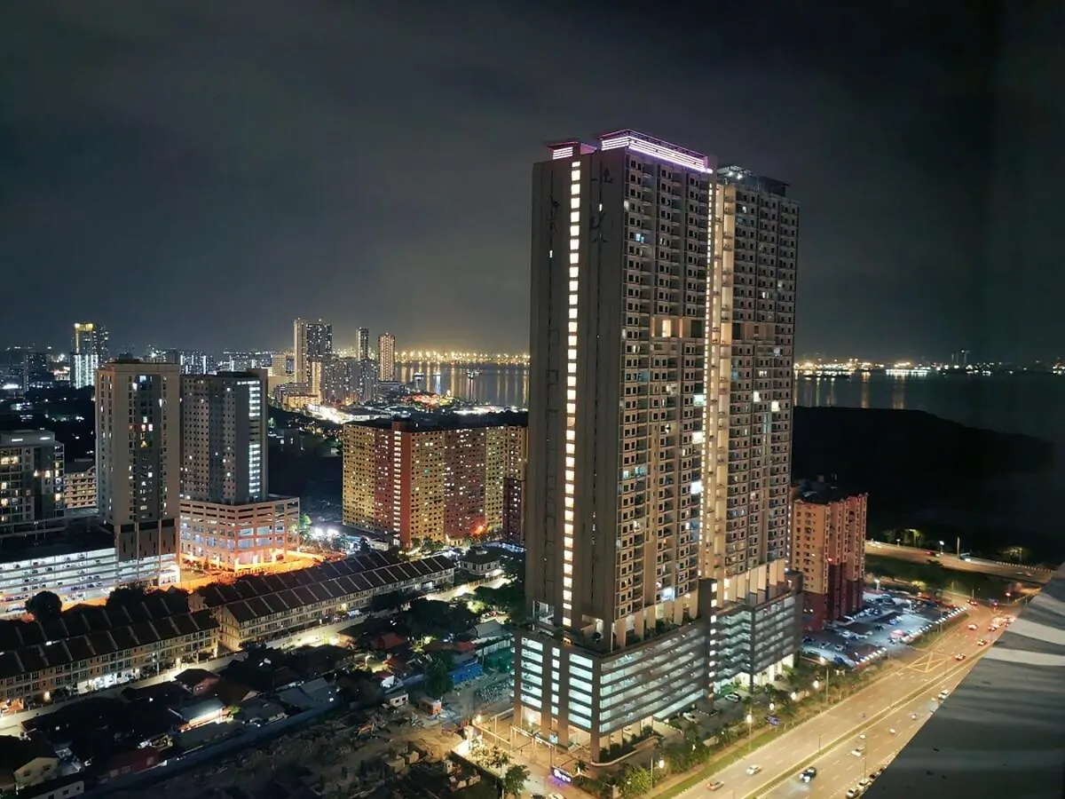 Urban Suites Jelutong Georgetown 2Br Leisure City Night View
